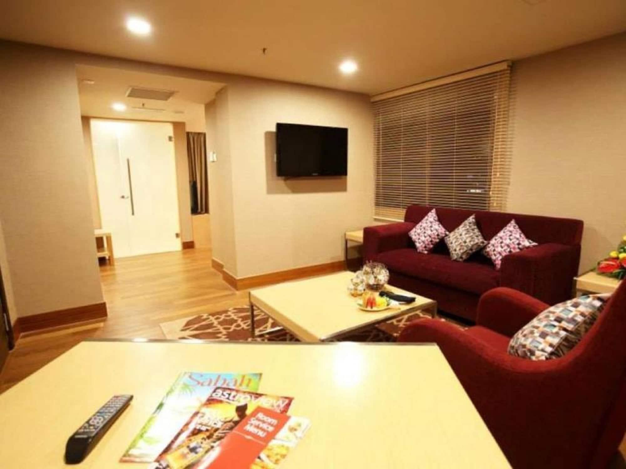 Raia Hotel Kota Kinabalu Ngoại thất bức ảnh