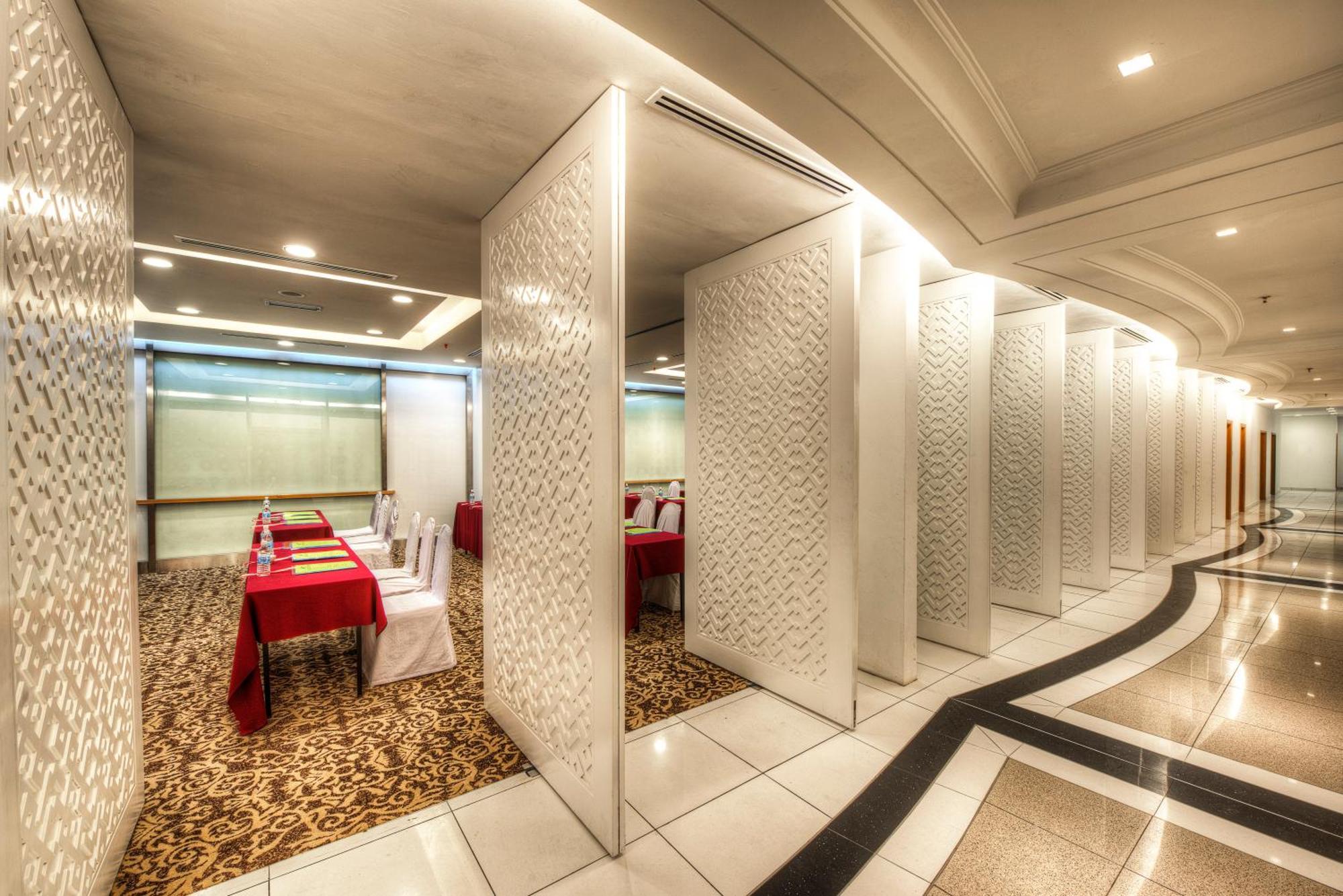 Raia Hotel Kota Kinabalu Ngoại thất bức ảnh